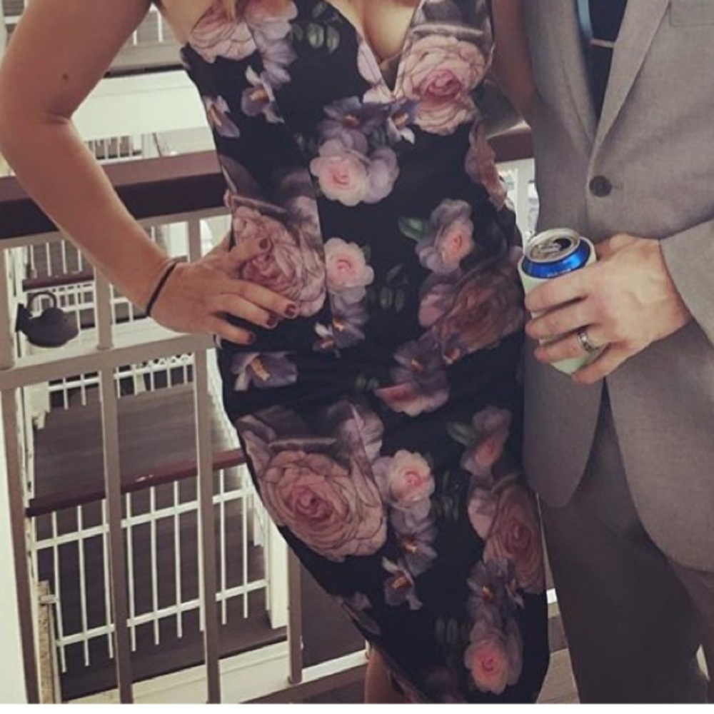 Low cut, Floral Dress with Criss-Cross Straps